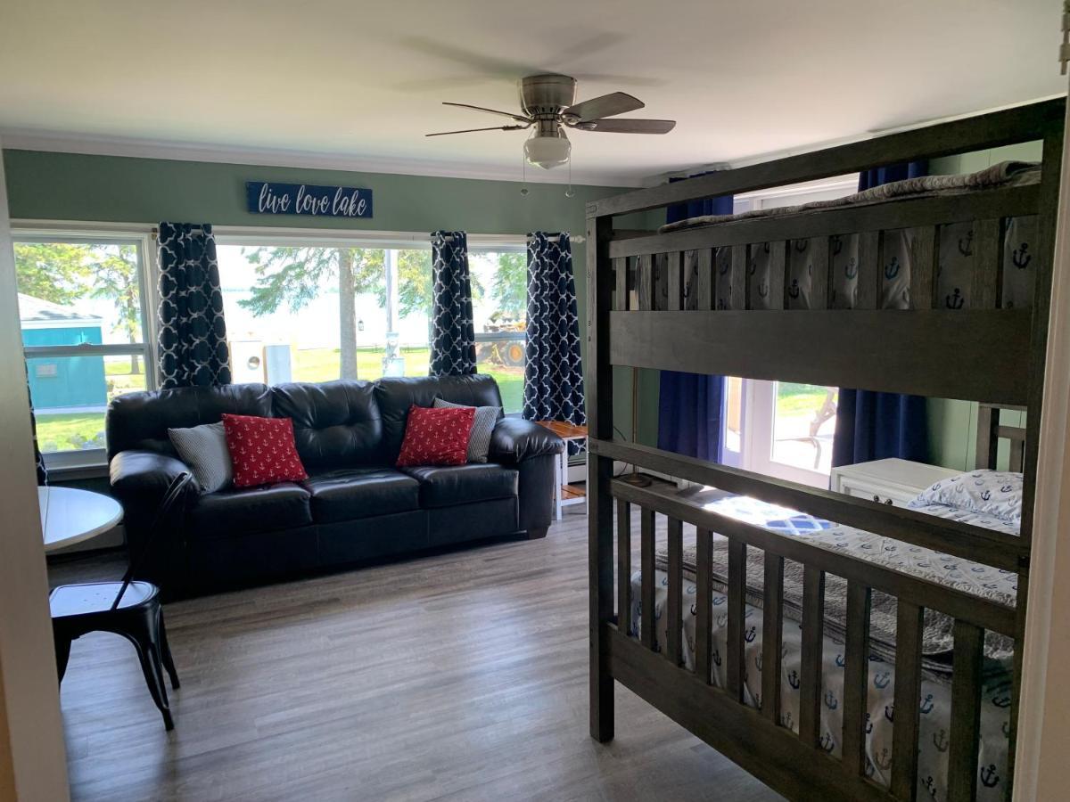 Grand Lake Resort Presque Isle Екстериор снимка