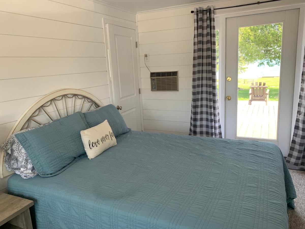 Grand Lake Resort Presque Isle Екстериор снимка