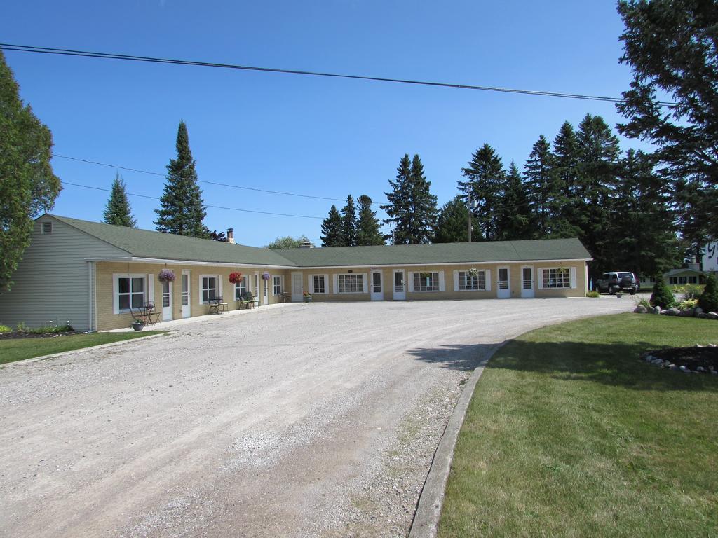 Grand Lake Resort Presque Isle Екстериор снимка