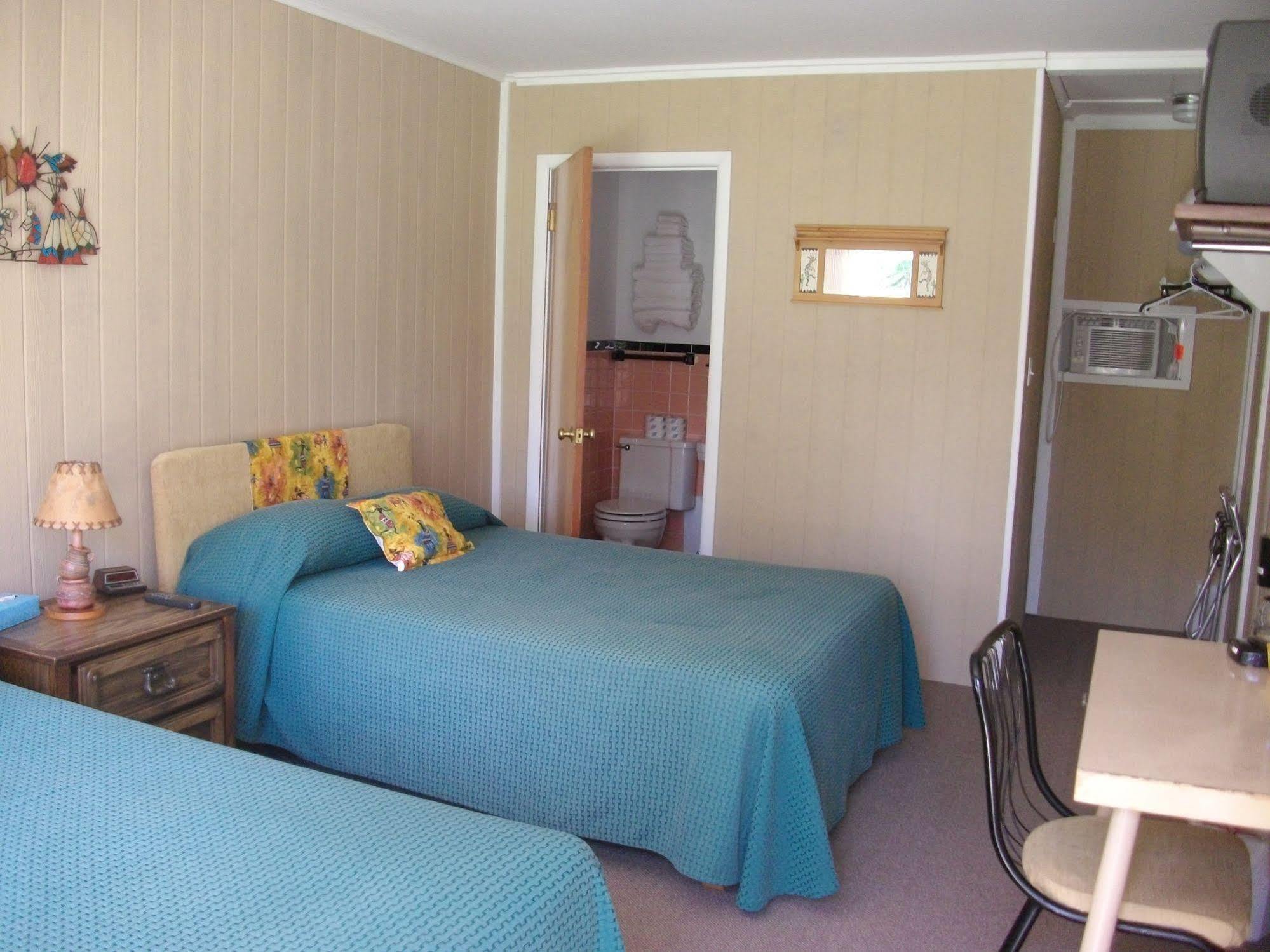 Grand Lake Resort Presque Isle Екстериор снимка
